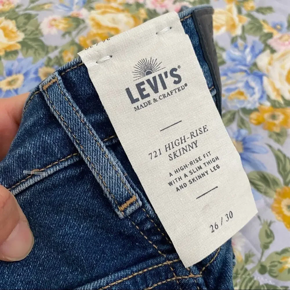 Levi’s Premium 721 High Rise Skinny Jeans size 26